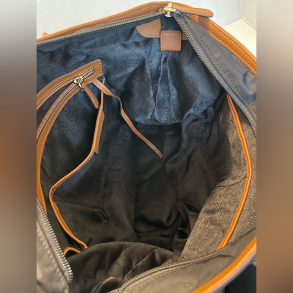 MICHAEL KORS Saffiano Leather Trimmed Nylon Large Shoulder Bag Black Tan - Picture 6 of 15